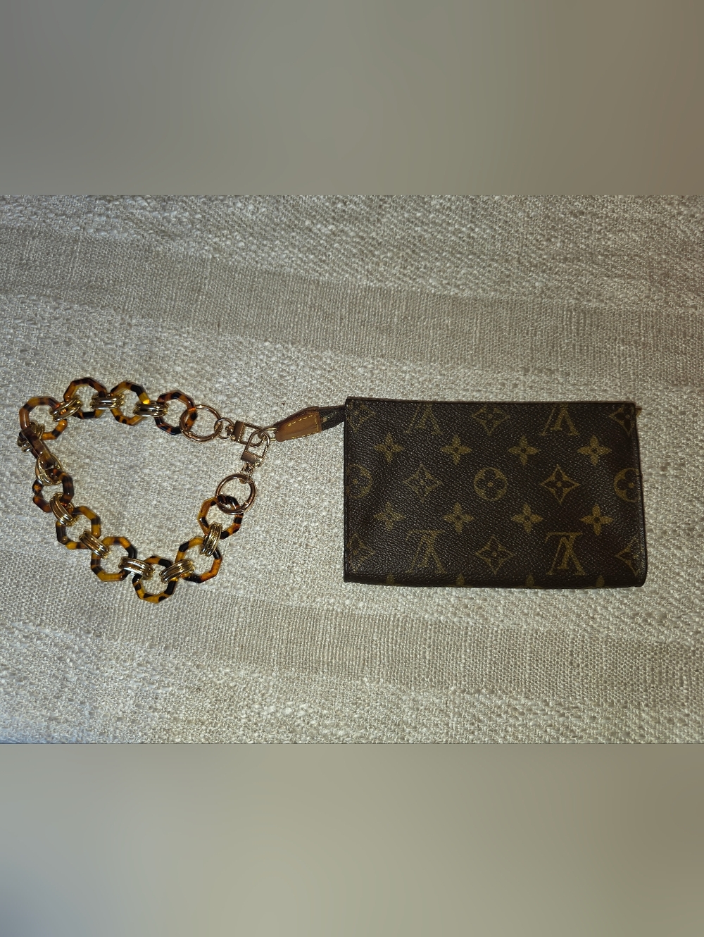Pre-owned Louis Vuitton Monogram Pouch/Wristlet - Picture 16 of 16